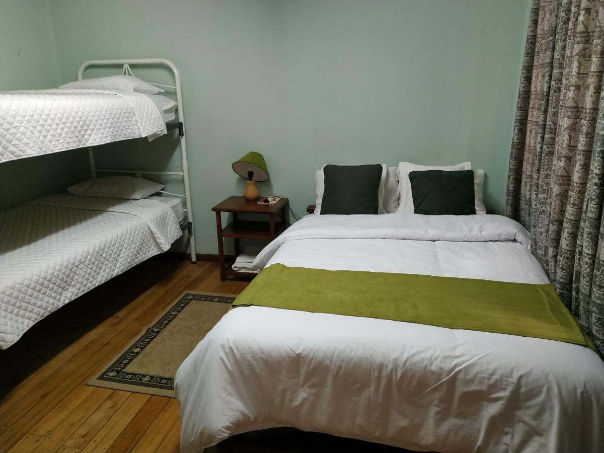 Aleida'S Hostal Puembo Exterior photo